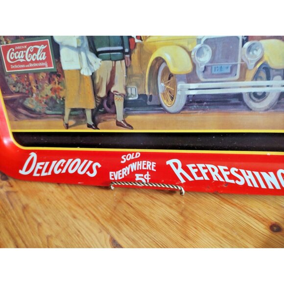 Two Vintage Coca Cola Trays "Drive Refreshed" & "Touring Car" 1990 - Picture 10 of 14